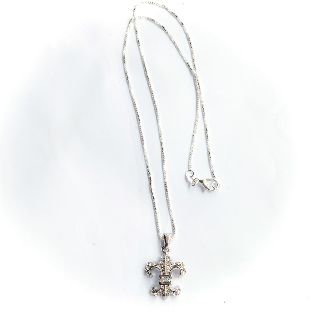 Dainty .925 Cz Rhinestone Fleurdelis Drop Necklace Nwt
